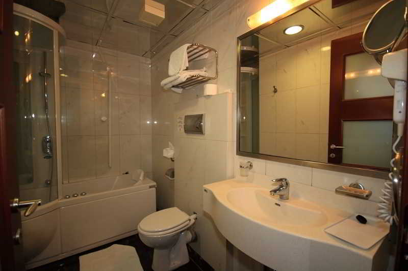 Hotel Acropol 파르가 외부 사진